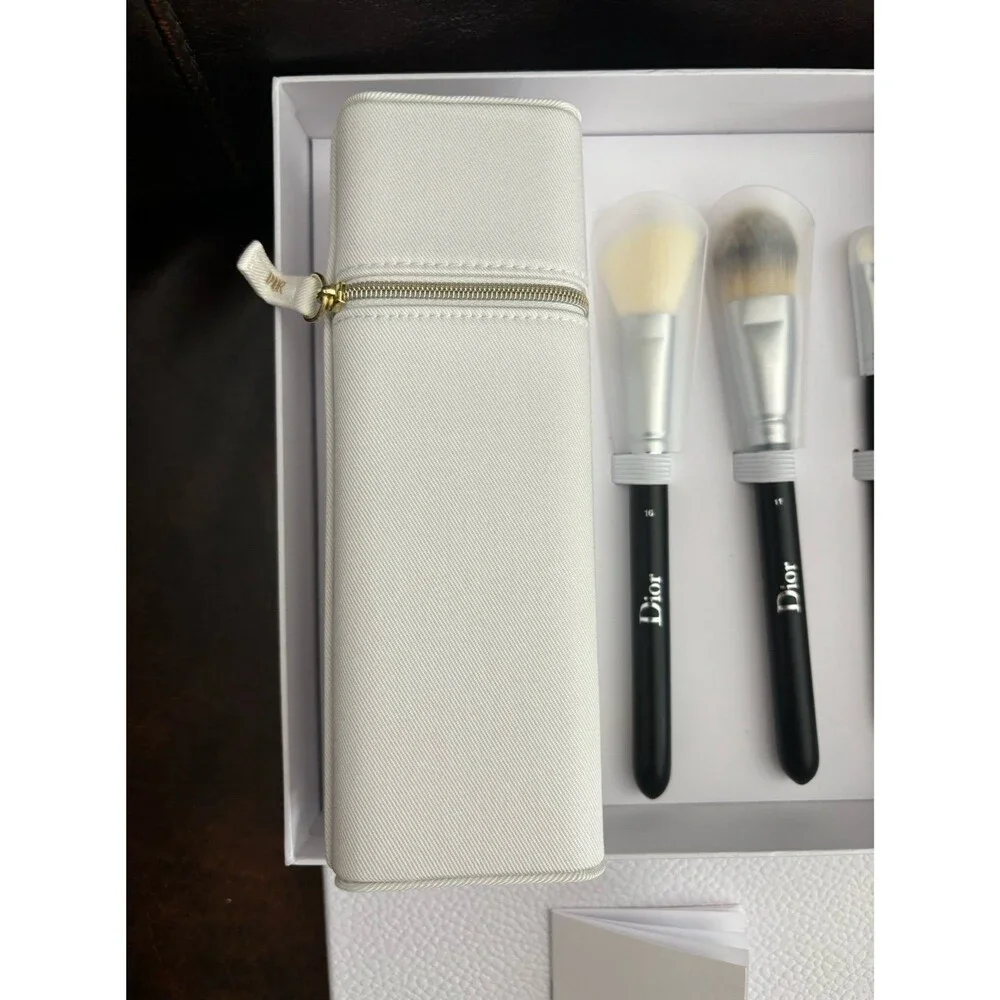 Dior brushes + case + box